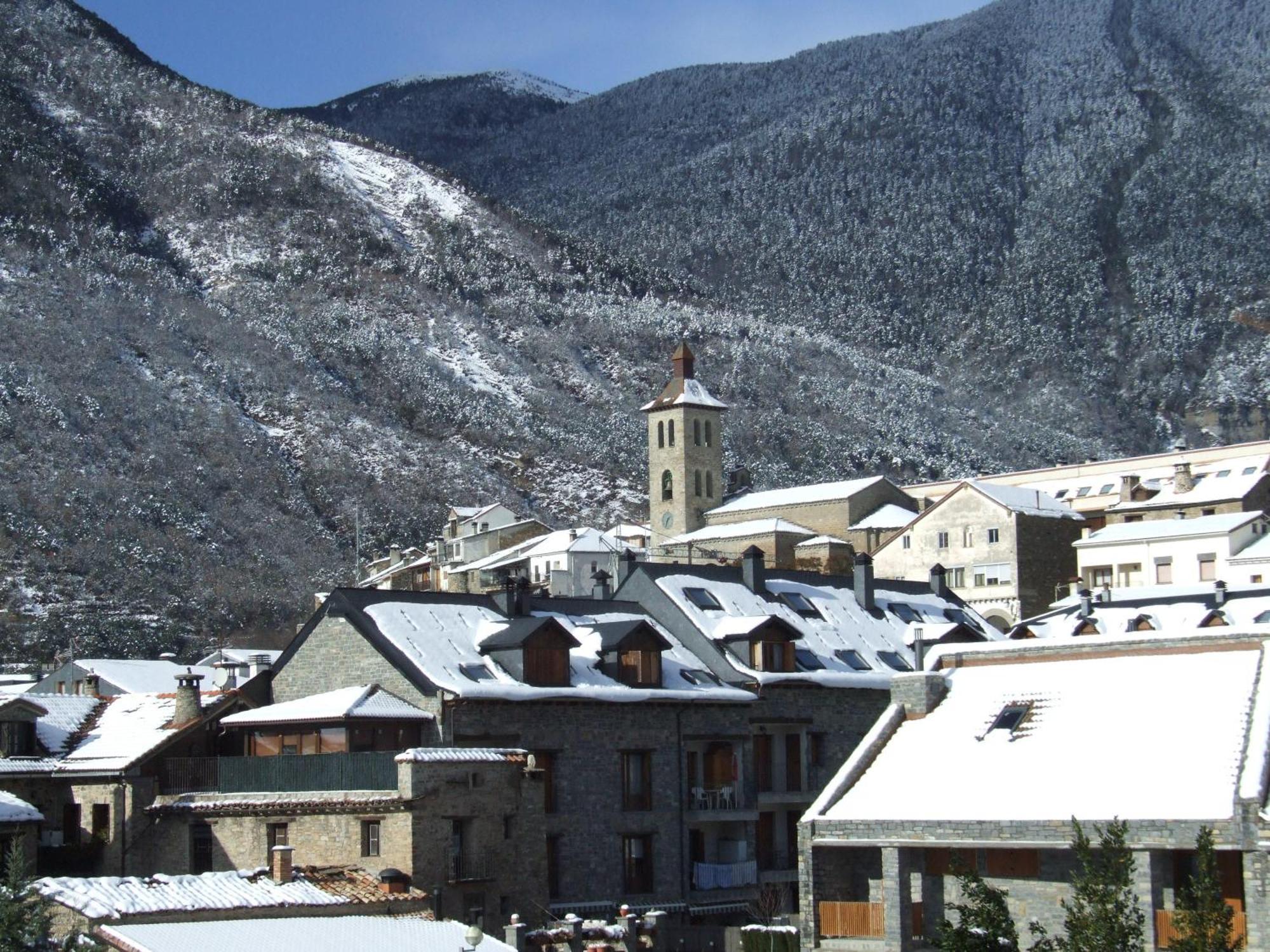 Tierra De Biescas Otel Dış mekan fotoğraf